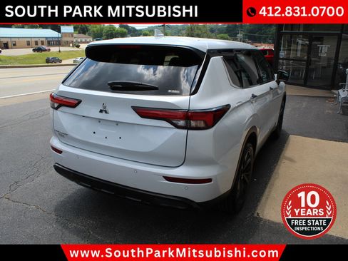 Used 2022 Mitsubishi Outlander SEL Black Edition AWD/4WD image 9