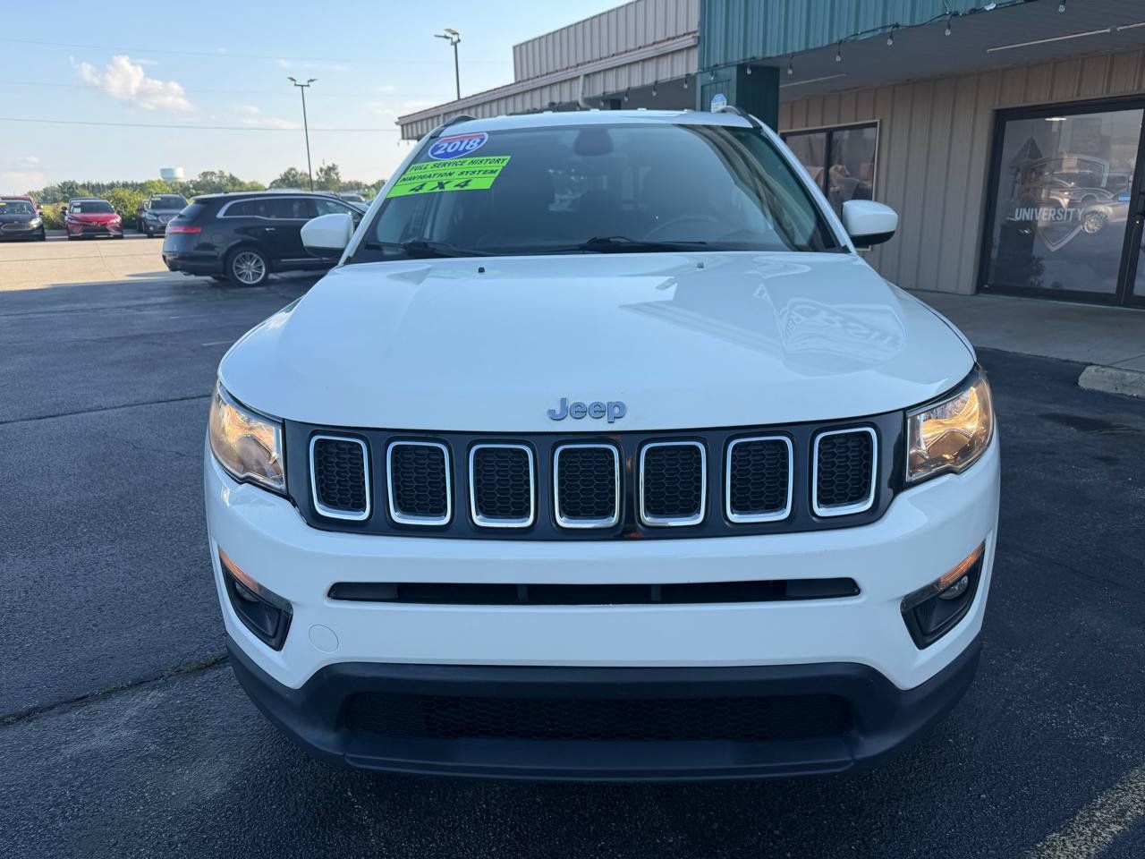 Used 2018 Jeep Compass Latitude w/ Popular Equipment Group AWD/4WD image 8