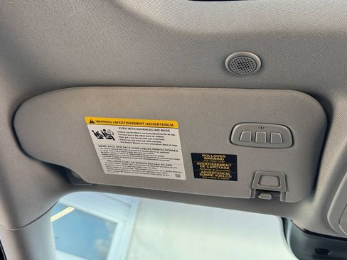 Used 2022 Lincoln Corsair AWD w/ Premium Package image 28