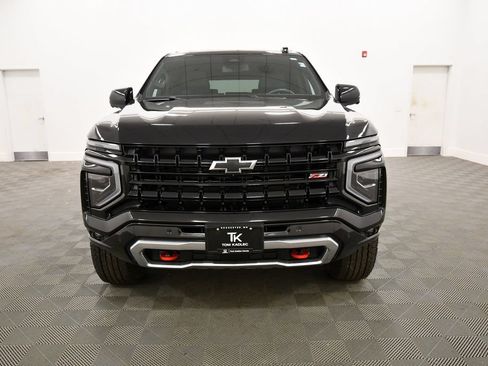 Used 2025 Chevrolet Tahoe Z71 w/ Comfort Package AWD/4WD image 11