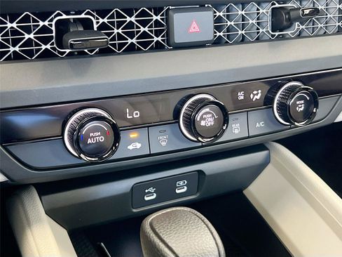 New 2026 Honda Accord LX image 9