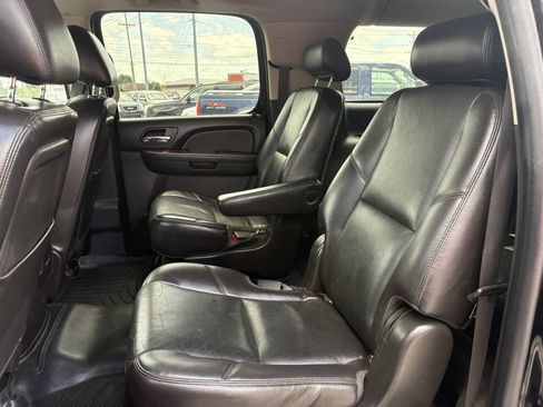 Used 2010 Chevrolet Suburban LTZ AWD/4WD image 16