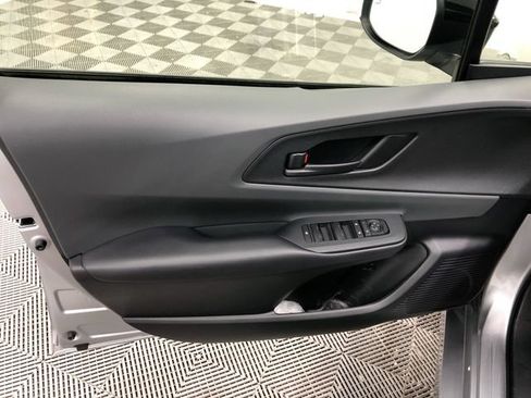 Used 2023 Toyota Prius LE FWD image 12