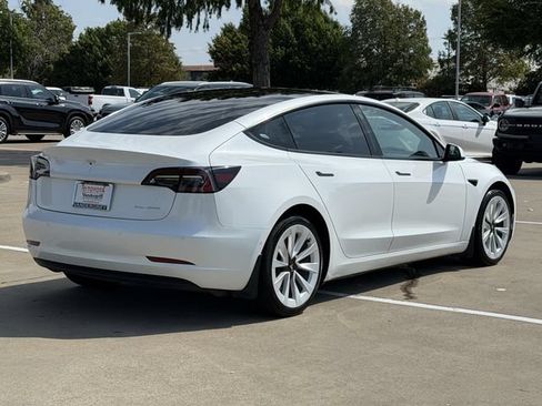 Used 2022 Tesla Model 3 Long Range AWD/4WD image 4