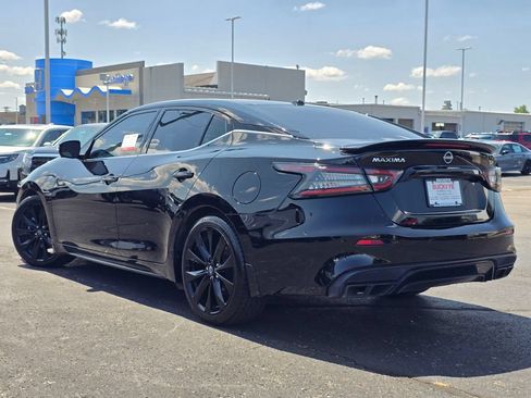 Used 2023 Nissan Maxima SR w/ Sport Mat Group FWD image 7