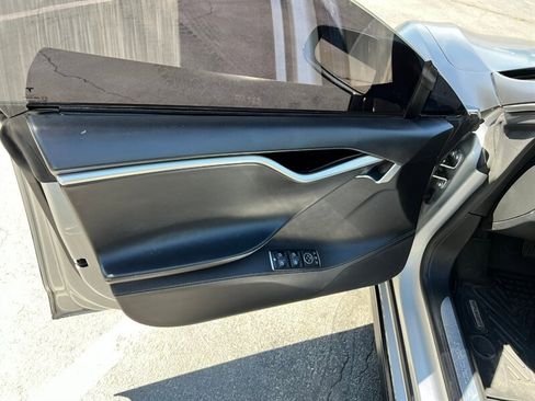 Used 2016 Tesla Model S 90D image 16
