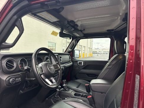 Used 2022 Jeep Gladiator Overland w/ Popular Equipment Package image 7