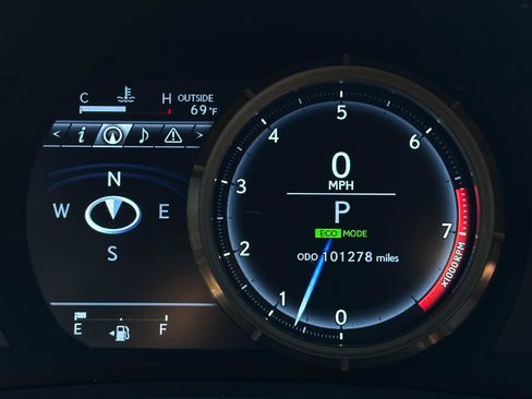 Used 2017 Lexus RC 300 F Sport AWD/4WD image 22