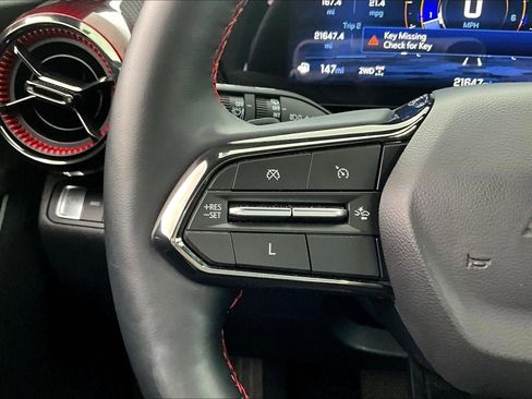 Used 2025 Chevrolet Equinox RS w/ Safety and Technology Package image 18