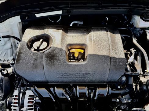 Used 2025 Kia Soul LX FWD image 38