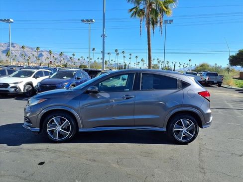 Used 2020 Honda HR-V Touring image 15