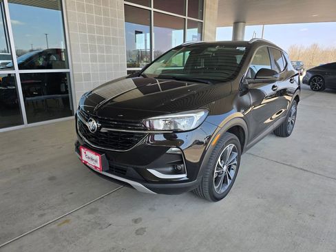 Used 2022 Buick Encore GX Select image 3