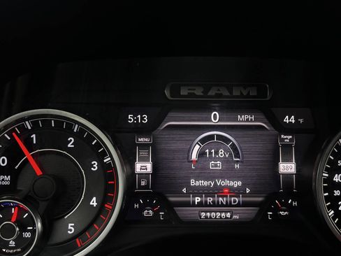 Used 2022 RAM 5500 Tradesman w/ Safety Group image 19