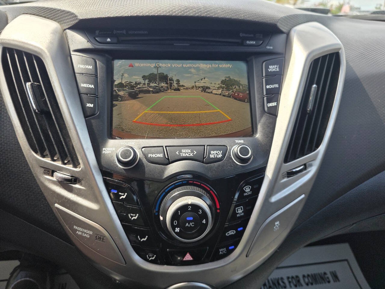Used 2013 Hyundai Veloster w/ Tech Pkg FWD image 14