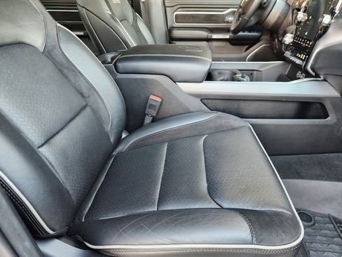 Used 2023 RAM 1500 Laramie image 12