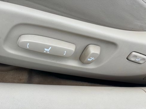 Used 2011 Lexus ES 350 image 13