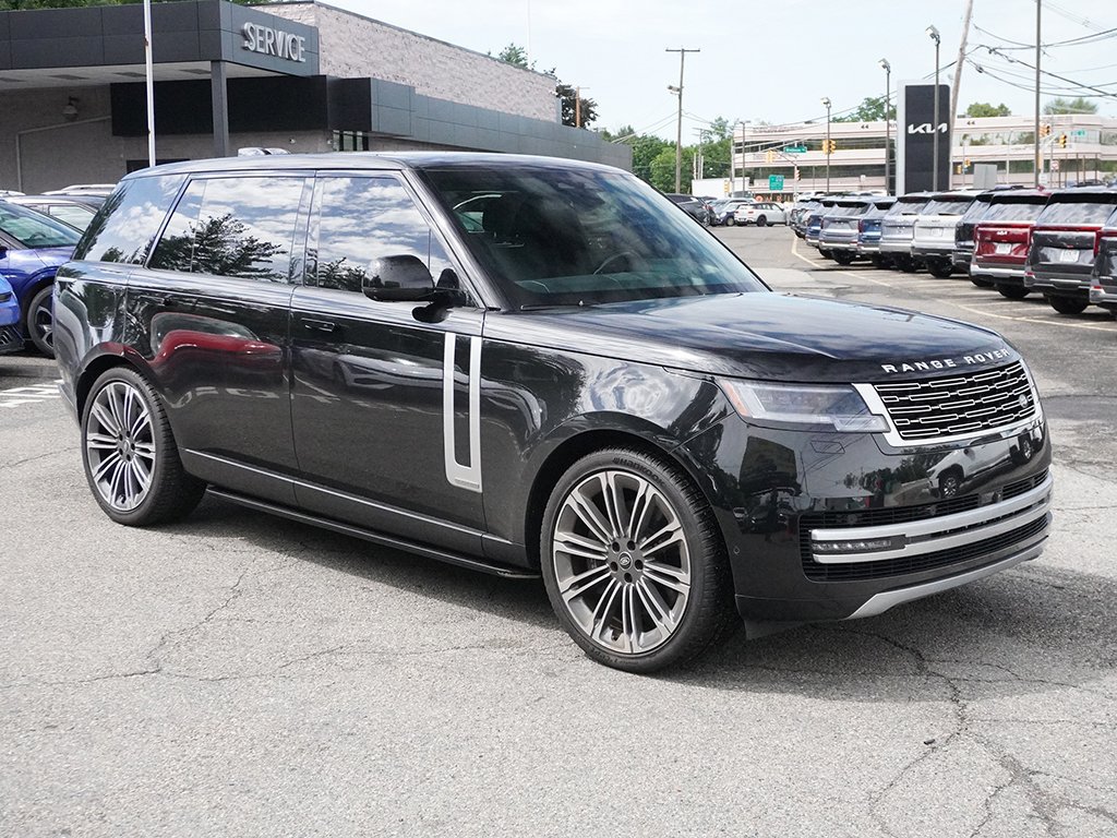 Used 2024 Land Rover Range Rover Long Wheelbase Autobiography AWD/4WD image 2