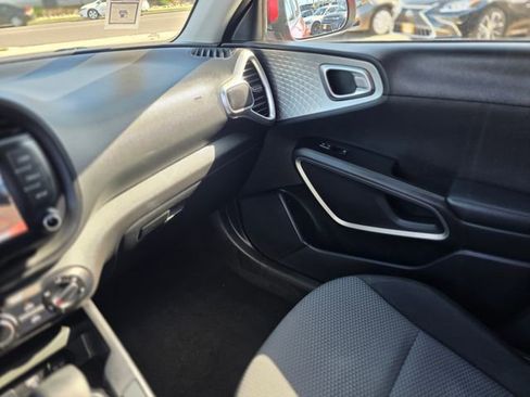 Used 2023 Kia Soul LX w/ Option Group 015 image 30