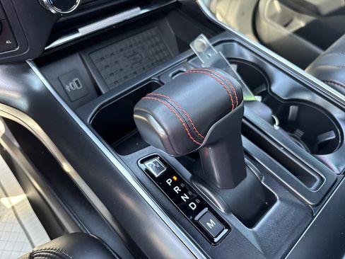 Used 2025 Ford F150 Raptor image 40