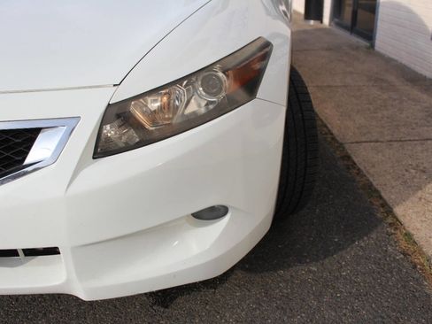 Used 2009 Honda Accord EX-L image 3