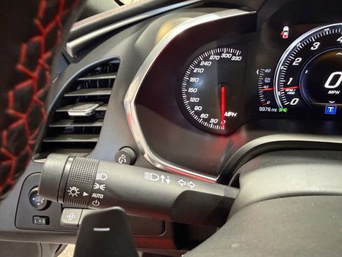 Used 2016 Chevrolet Corvette Stingray Coupe w/ 2LT Preferred Equipment Group image 31