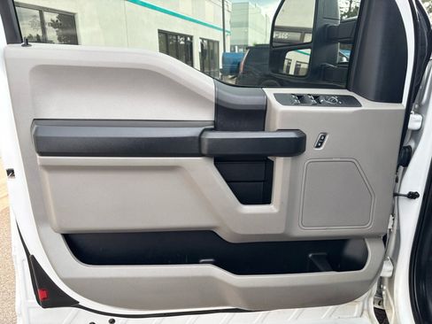 Used 2020 Ford F350 XL w/ Power Equipment Group AWD/4WD image 20