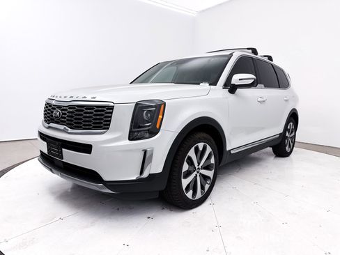 Used 2020 Kia Telluride EX w/ EX Premium Package image 14