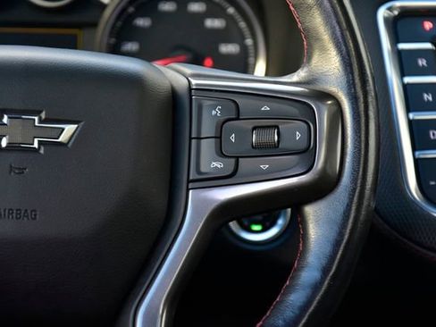 Used 2021 Chevrolet Suburban RST w/ Luxury Package image 22