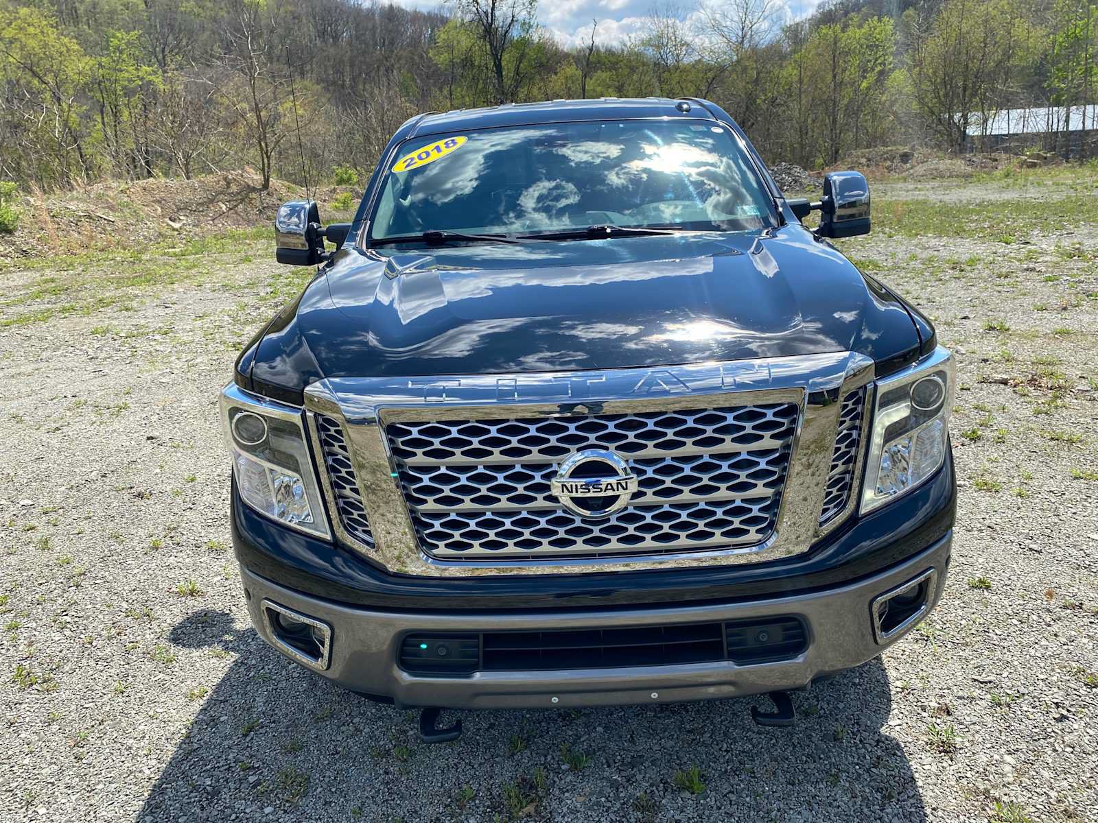 Used 2018 Nissan Titan Platinum Reserve w/ Platinum Utility Package AWD/4WD image 13