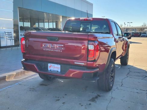 New 2026 GMC Canyon Elevation w/ Convenience Package image 4