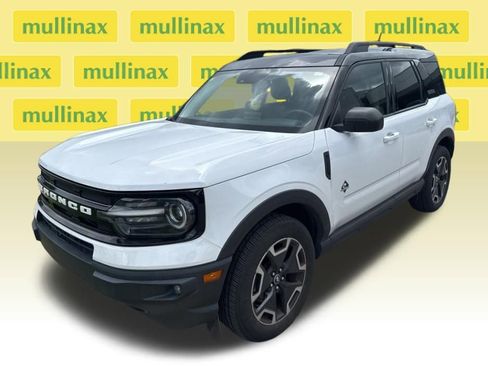 Used 2021 Ford Bronco Sport Outer Banks w/ Outer Banks Package AWD/4WD image 6