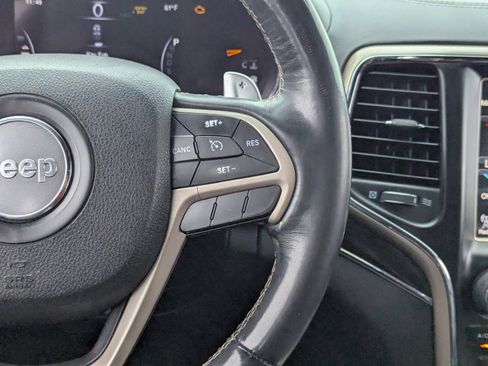 Used 2014 Jeep Grand Cherokee Overland image 22