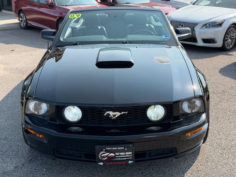 Used 2009 Ford Mustang GT Premium RWD image 3