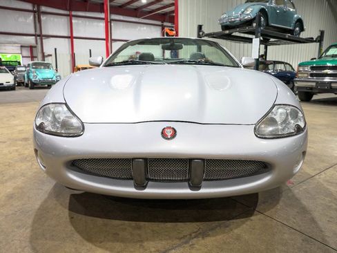 Used 2001 Jaguar XK8 Convertible RWD image 13