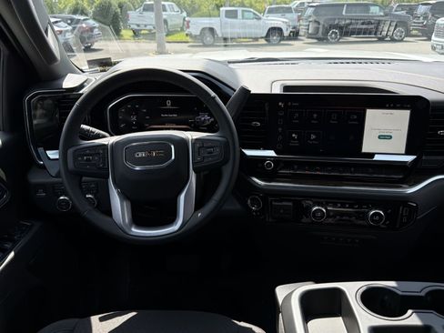 New 2026 GMC Sierra 2500 SLE w/ SLE Value Package; AWD/4WD image 16