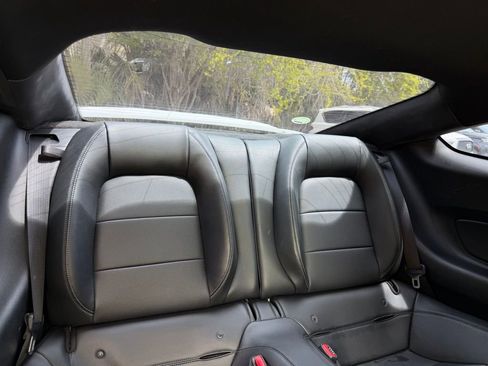 Used 2015 Ford Mustang GT Premium image 25