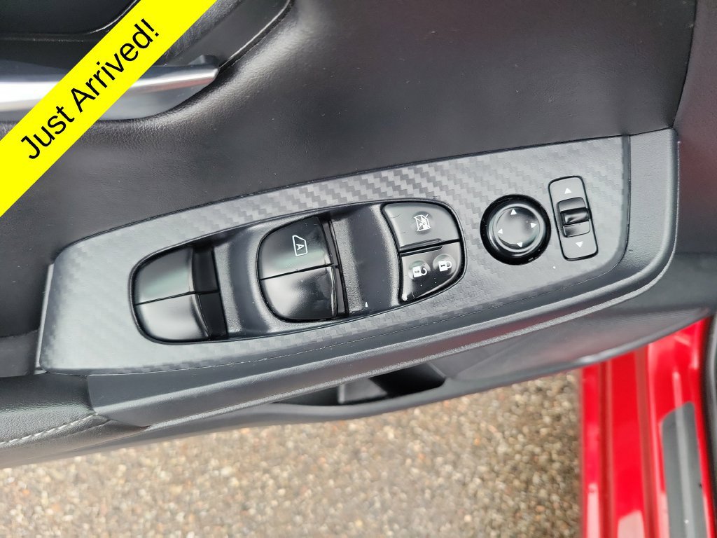 Used 2024 Nissan Sentra SV FWD image 17