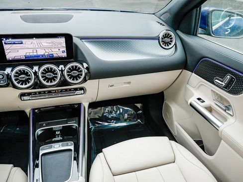 Certified 2025 Mercedes-Benz GLA 250 GLA 250 image 15