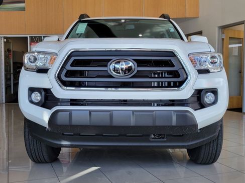 Used 2023 Toyota Tacoma SR5 RWD image 11