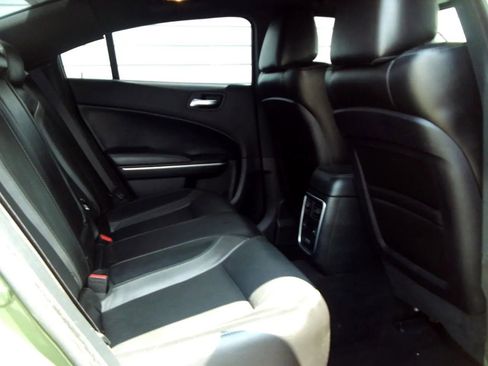 Used 2020 Dodge Charger SXT w/ Leather Interior Group RWD image 27