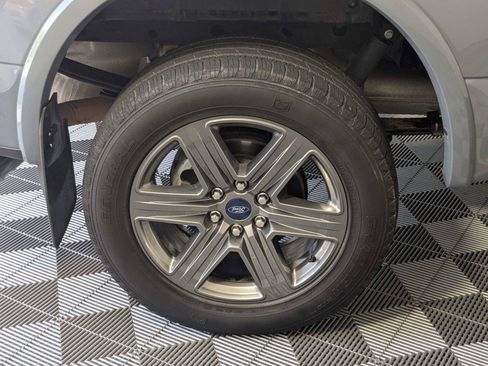 Used 2020 Ford F150 XLT w/ Equipment Group 302A Luxury AWD/4WD image 9