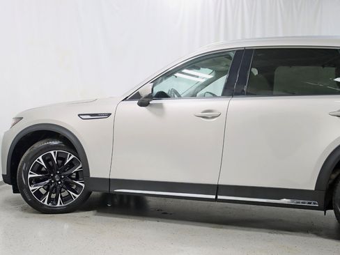 Used 2024 MAZDA CX-90 Plug-In Hybrid w/ Premium Pkg AWD/4WD image 11