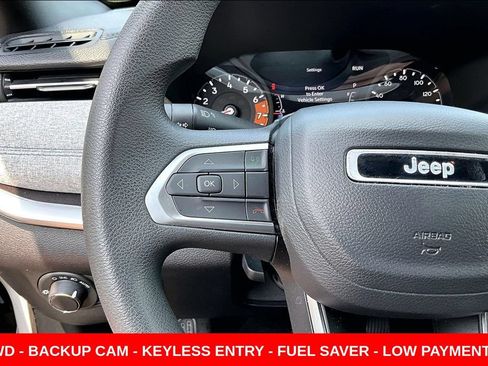 Used 2023 Jeep Compass Sport AWD/4WD image 11