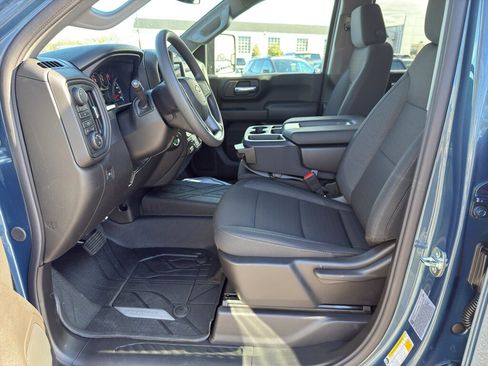 New 2026 Chevrolet Silverado 2500 Custom image 8