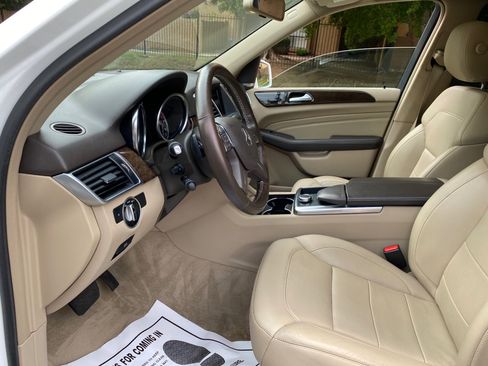 Used 2015 Mercedes-Benz ML 350 2WD w/ Premium 1 Package image 33