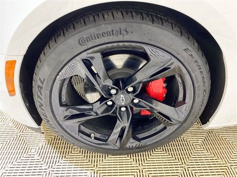 Used 2022 Chevrolet Camaro LT w/ RS Package image 22