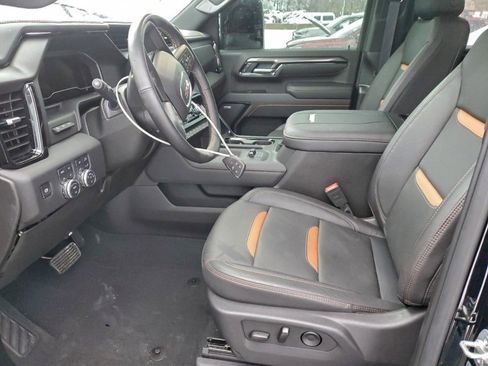 Used 2025 GMC Sierra 2500 AT4 w/ Technology Package image 6