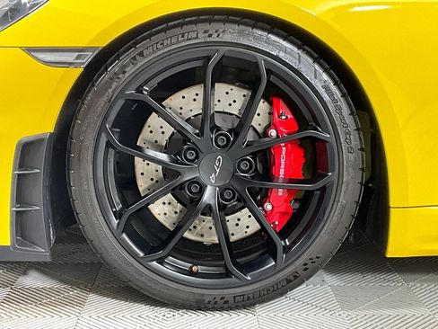 Used 2022 Porsche 718 Cayman GT4 image 25