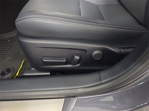 Certified 2023 Lexus IS 300 AWD w/ Premium Package image 18