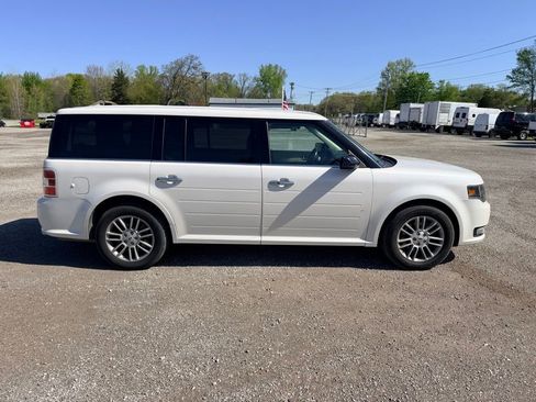Used 2019 Ford Flex SEL w/ Equipment Group 202A FWD image 9